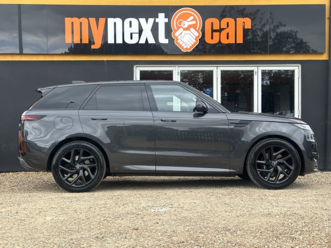 2025 Land Rover Range Rover Sport