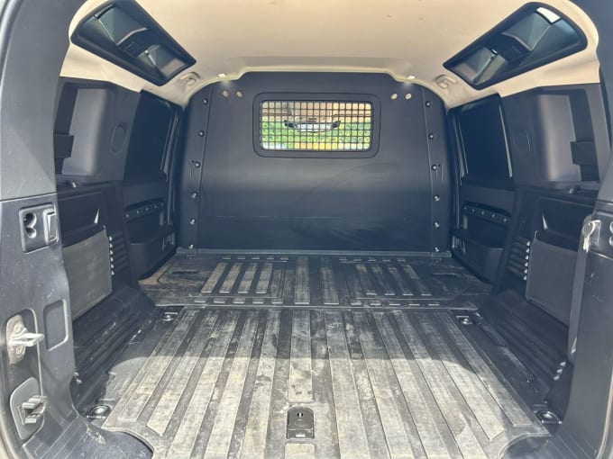 2025 Land Rover Defender