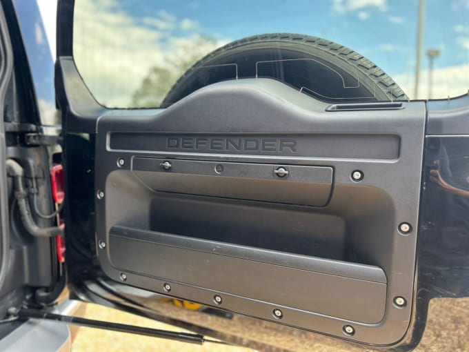 2025 Land Rover Defender