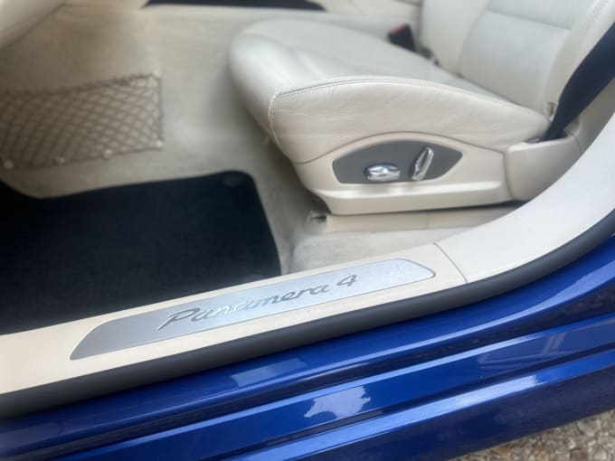 2025 Porsche Panamera