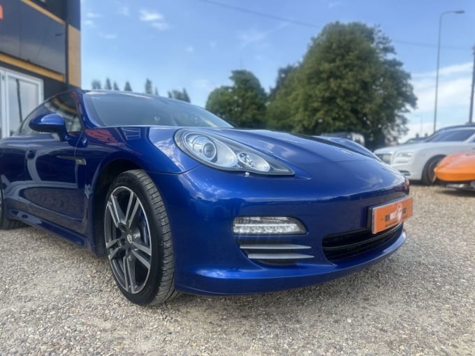 2025 Porsche Panamera