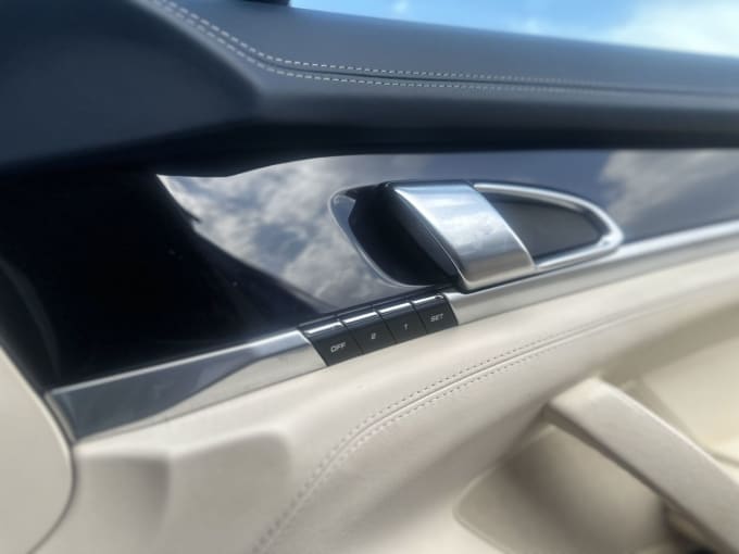 2025 Porsche Panamera