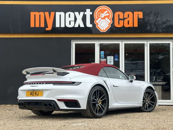2025 Porsche 911