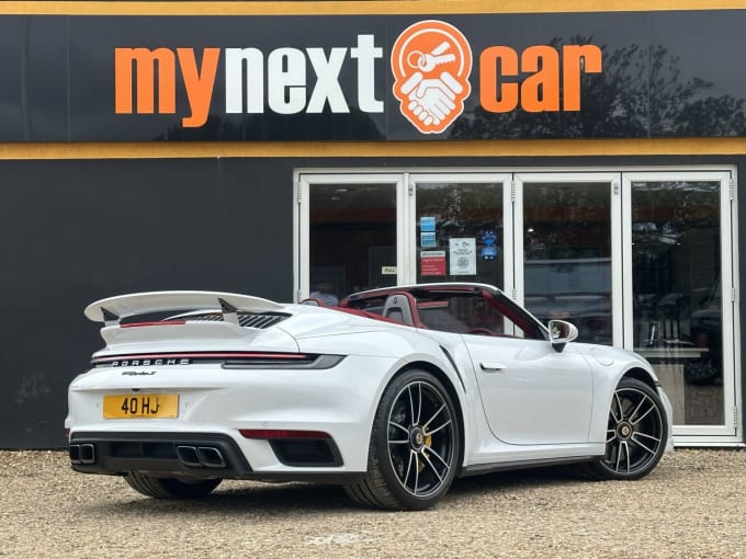 2025 Porsche 911