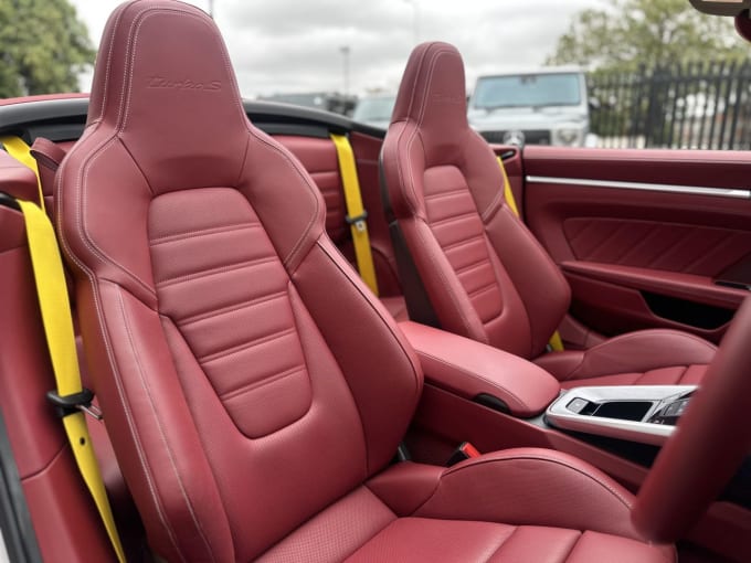 2025 Porsche 911