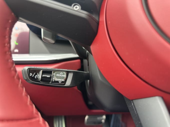2025 Porsche 911