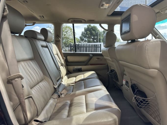 2025 Toyota Land Cruiser