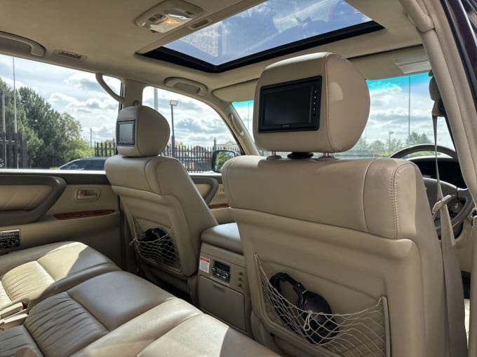 2025 Toyota Land Cruiser