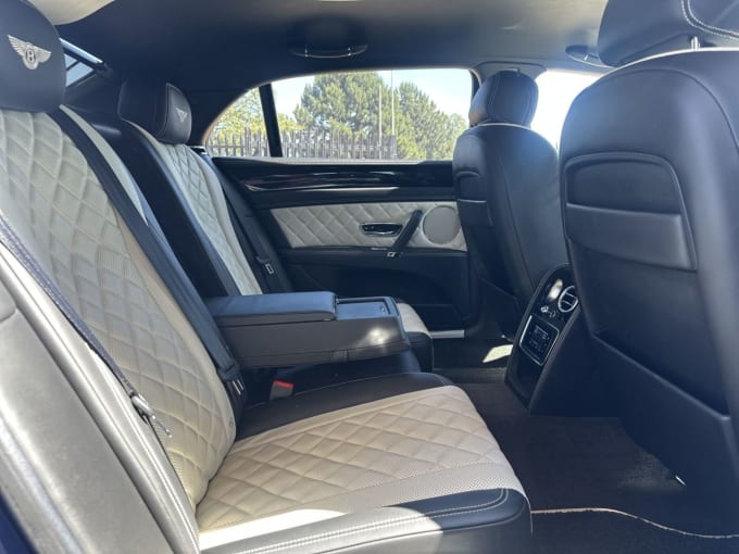 2025 Bentley Flying Spur