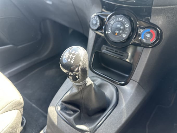 2025 Ford Fiesta Van