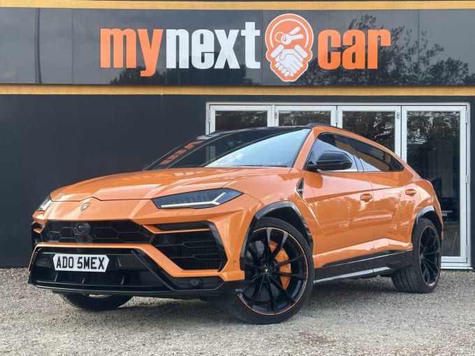 2025 Lamborghini Urus
