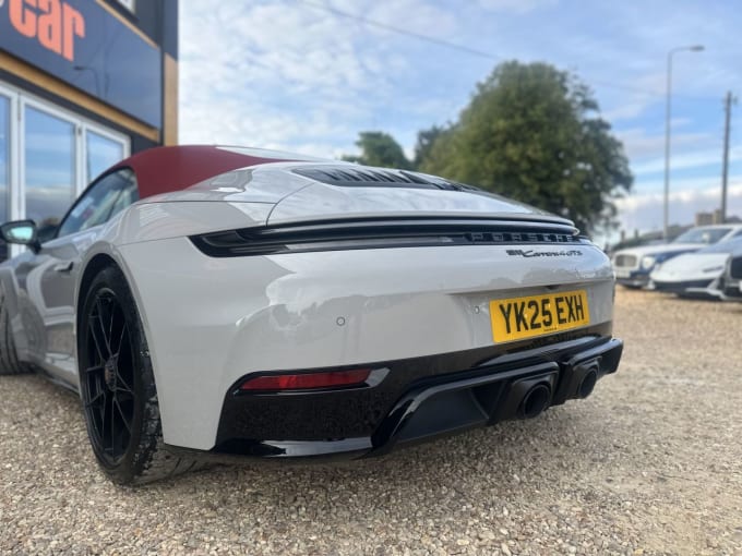 2025 Porsche 911