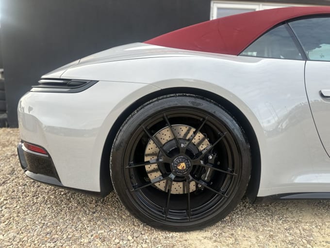 2025 Porsche 911