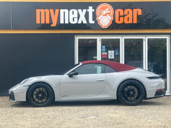 2025 Porsche 911