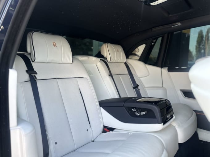 2025 Rolls-royce Phantom