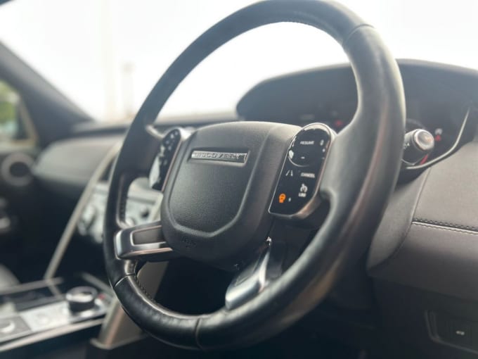 2025 Land Rover Discovery