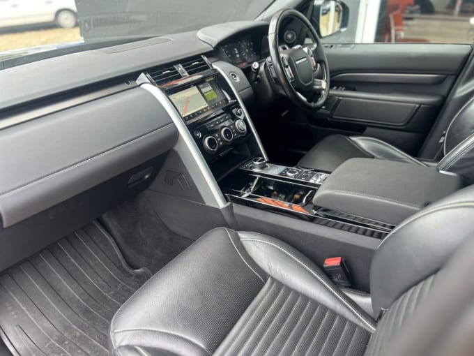 2025 Land Rover Discovery