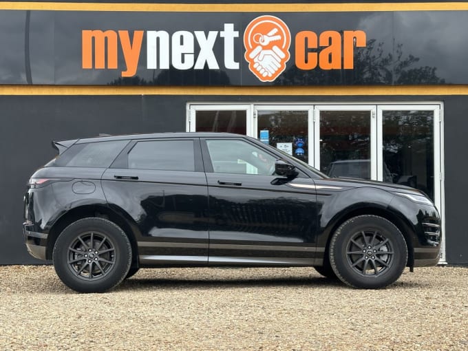 2025 Land Rover Range Rover Evoque