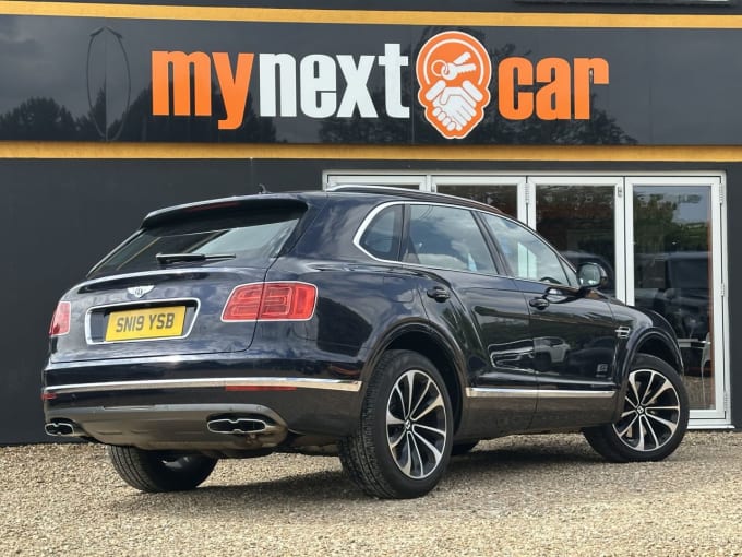 2025 Bentley Bentayga