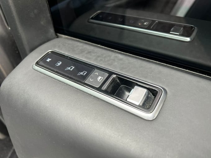 2025 Land Rover Range Rover