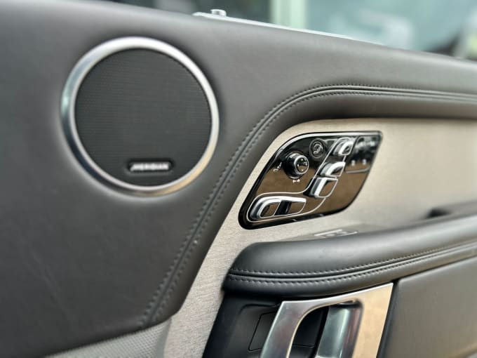 2025 Land Rover Range Rover
