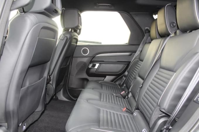 2025 Land Rover Discovery