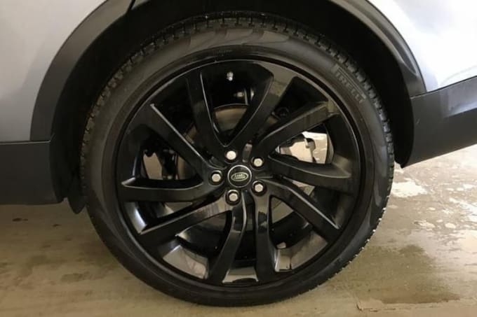 2025 Land Rover Discovery