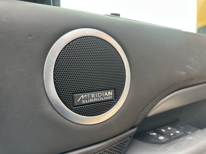 2025 Land Rover Discovery