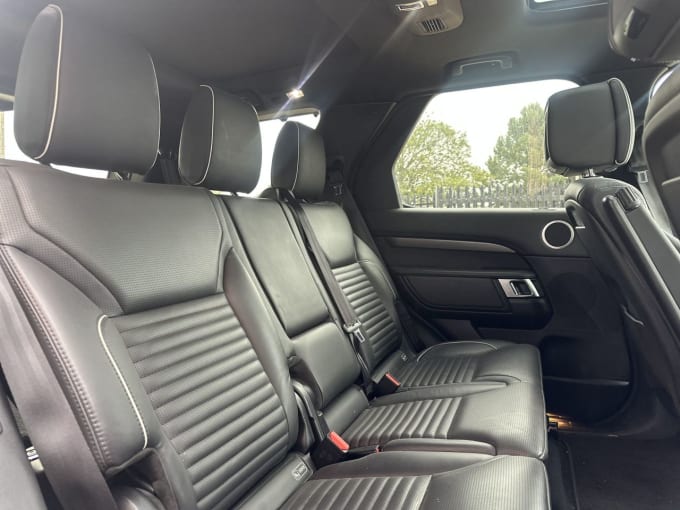 2025 Land Rover Discovery