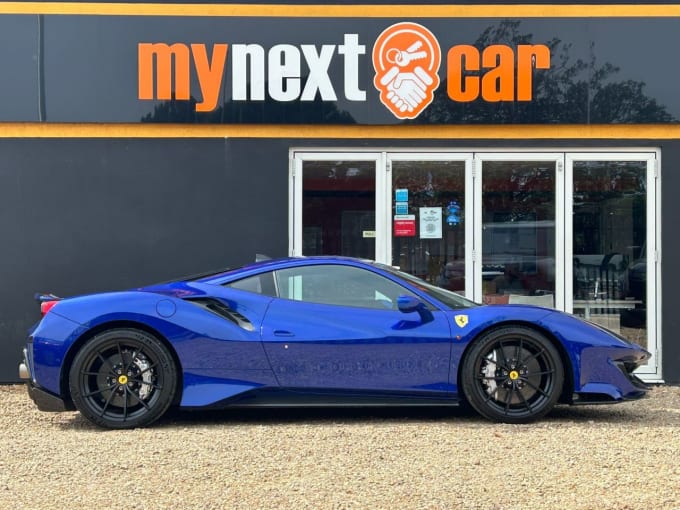 2025 Ferrari 488