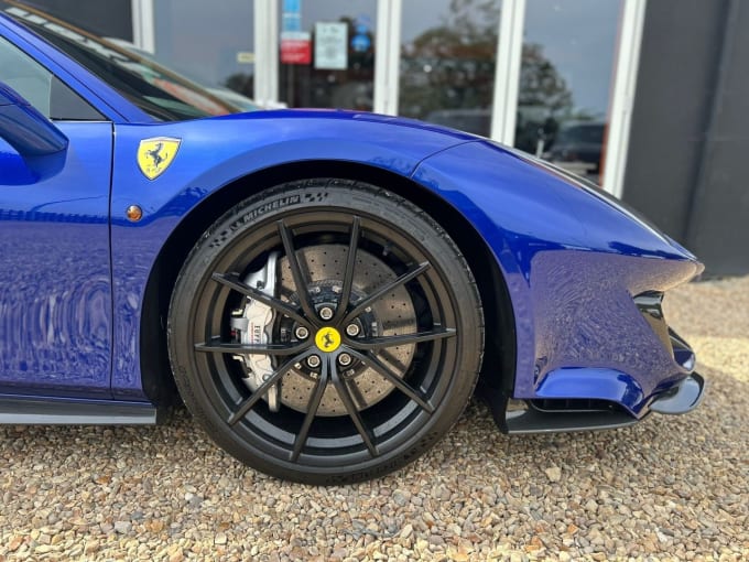 2025 Ferrari 488