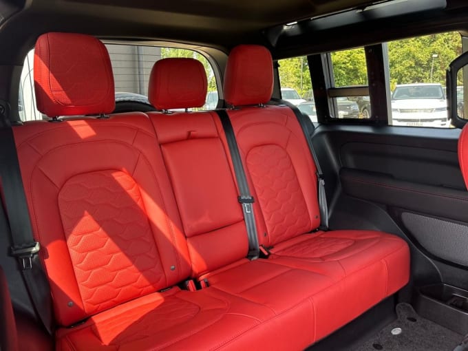 2025 Land Rover Defender