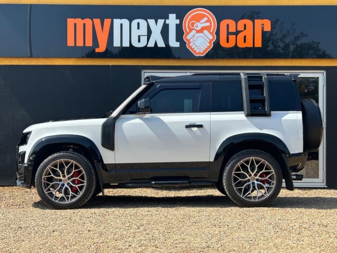 2025 Land Rover Defender