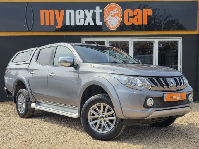 2025 Mitsubishi L200