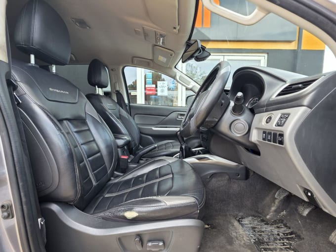 2025 Mitsubishi L200