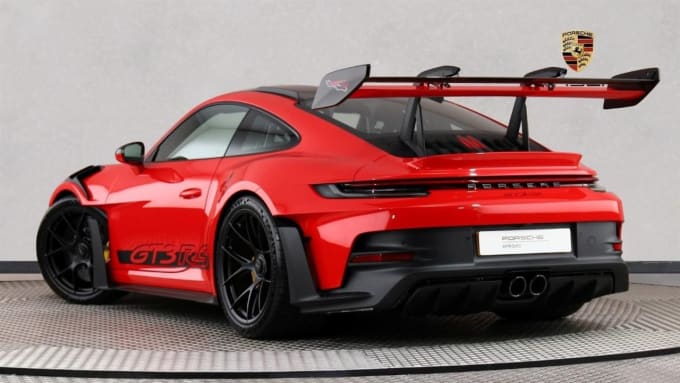 2025 Porsche 911