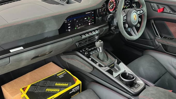 2025 Porsche 911