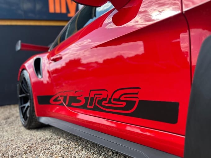 2025 Porsche 911