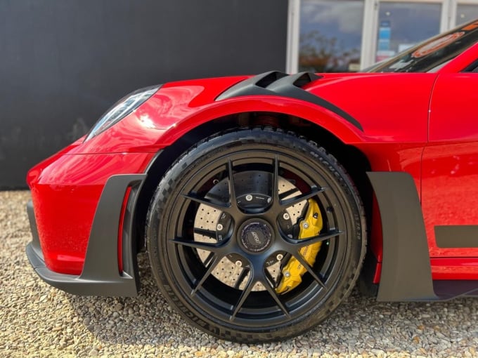2025 Porsche 911