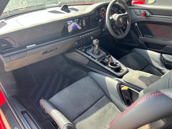 2025 Porsche 911