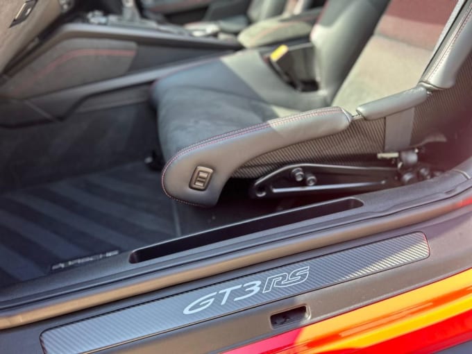 2025 Porsche 911