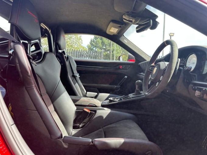 2025 Porsche 911