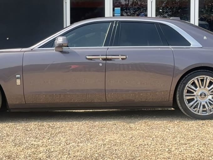 2025 Rolls-royce Ghost
