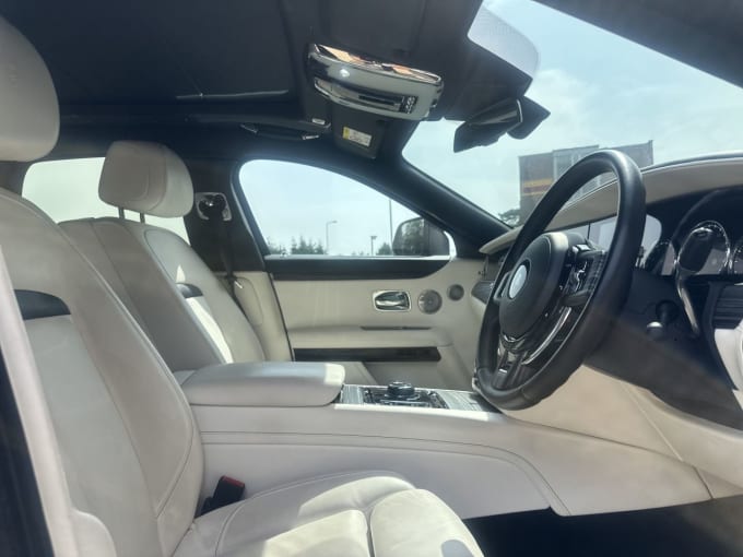2025 Rolls-royce Ghost
