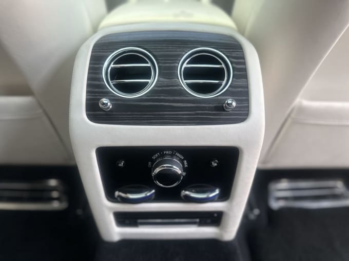 2025 Rolls-royce Ghost