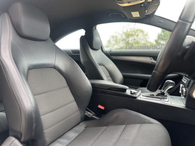 2025 Mercedes-benz C-class