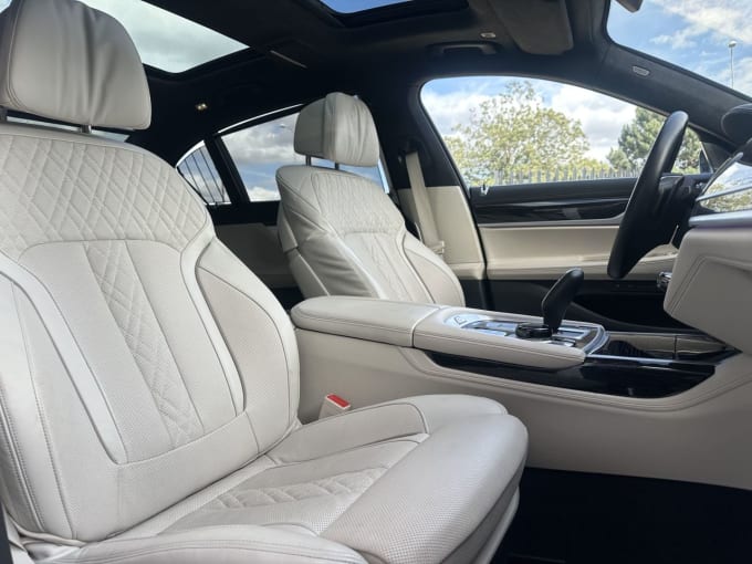2025 BMW Alpina B7