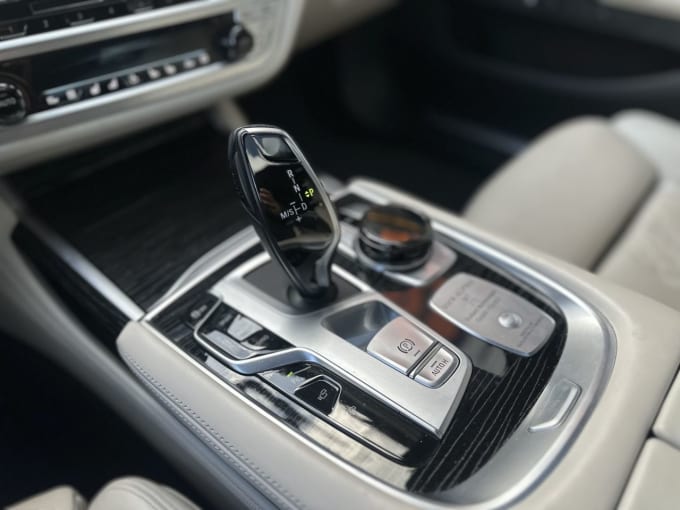 2025 BMW Alpina B7