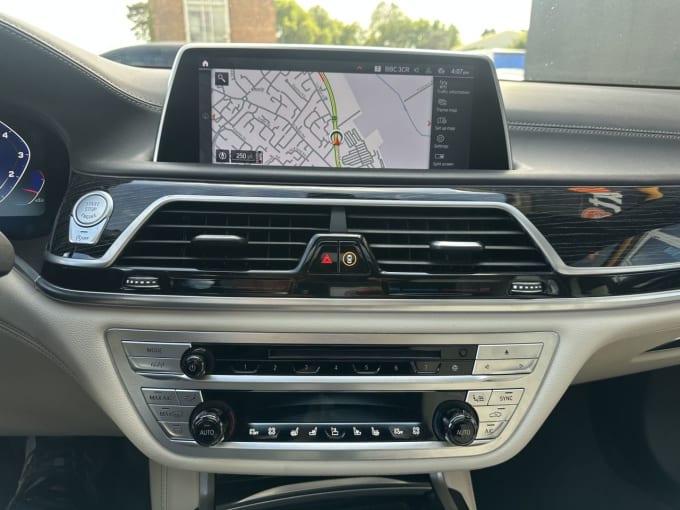 2025 BMW Alpina B7