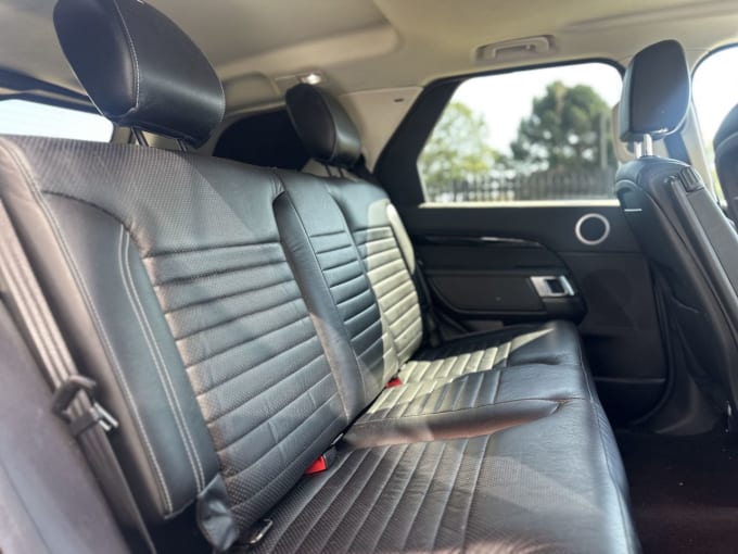 2025 Land Rover Discovery